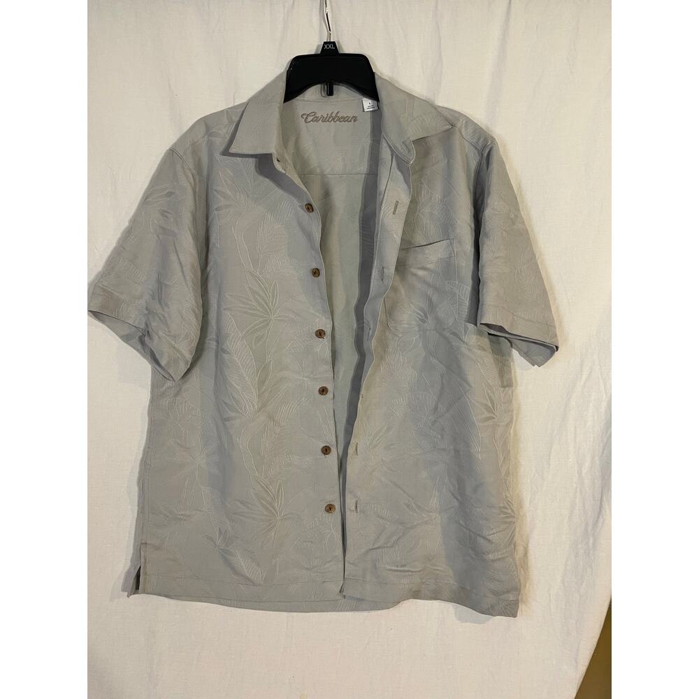 Caribbean mens large button front shirt